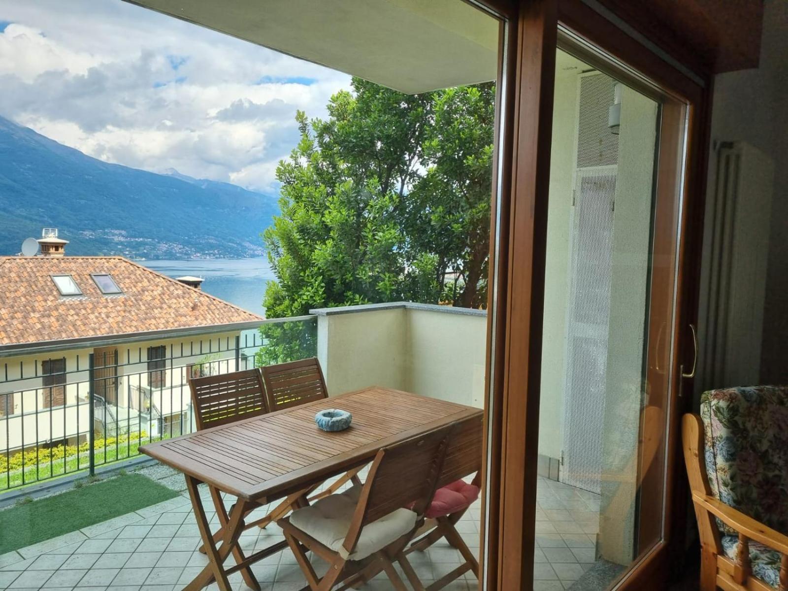 Apartment With Garden And Terrace Beautiful Lake View Bellano Zewnętrze zdjęcie